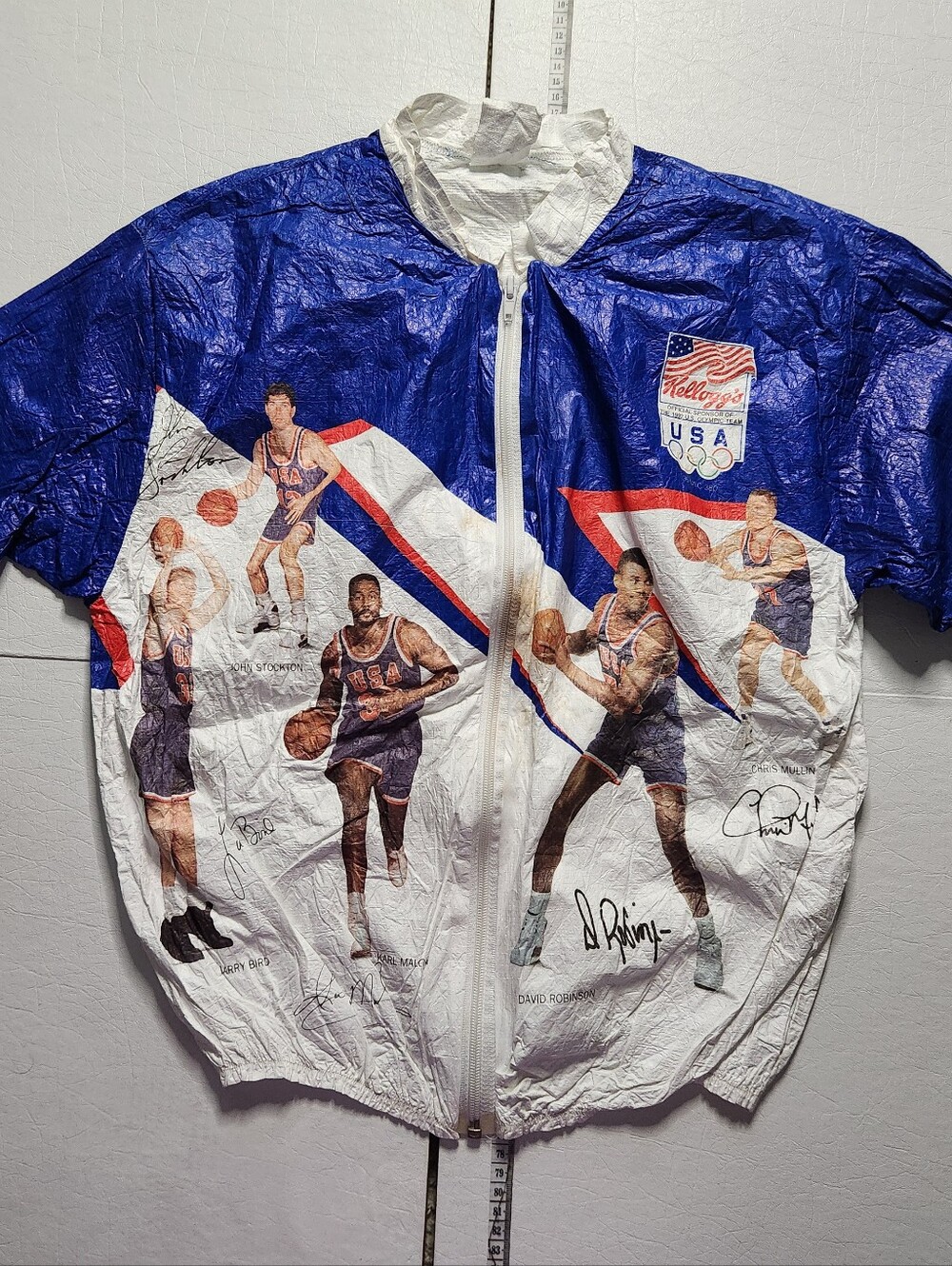 USA Basketball Graphic Windbreaker Jacket in White & Blue